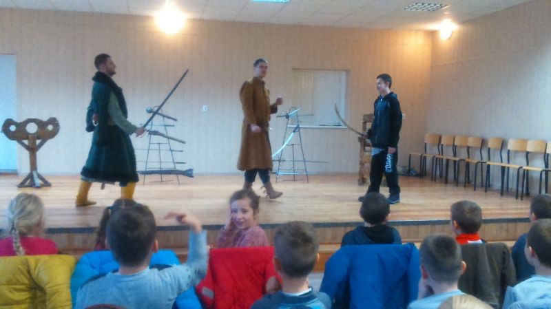 POKAZ HISTORYCZNY